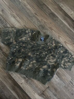 Scoop Women’s Olive Green Cropped Short Sleeve Camouflage Knit Sweater Sz XXL 20